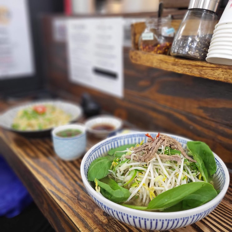 [분당 맛집] 수내동 금호행복시장 미식당, 줄 서서 먹는 시장 쌀국수