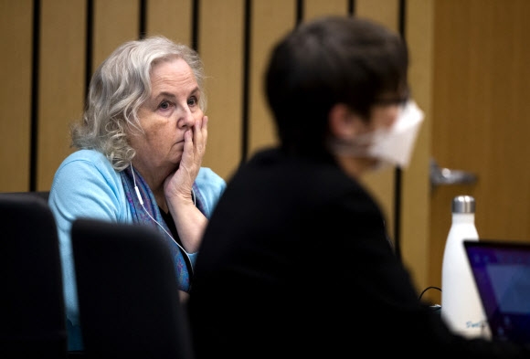 ‘남편 죽이는 방법’ 쓴 美 작가, 보험금 19억원에 눈 어두워 ‘남편 죽이는 방법’ 쓴 美 작가, 보험금 19억원에 눈 어두워