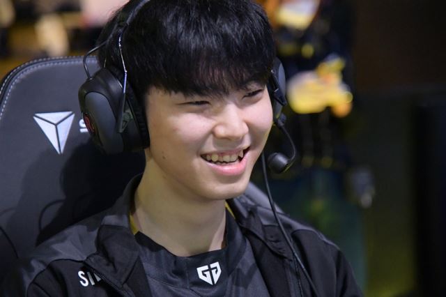 젠지 쵸비 2023년도까지 젠지와 함께 간다! 시즌 중 재계약 소식