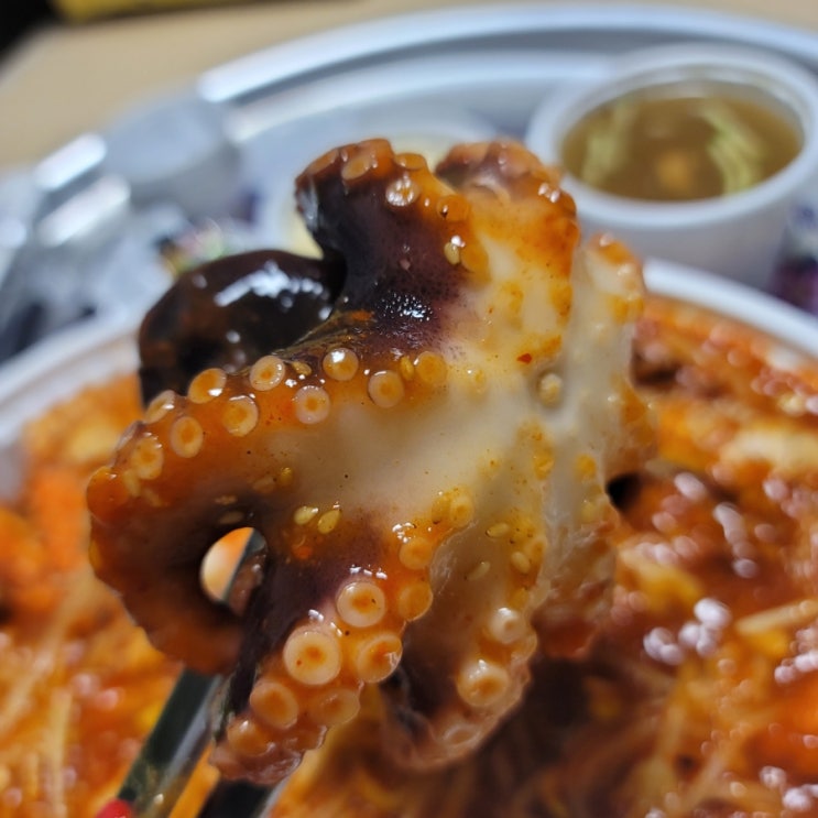  비전동 해물찜 푸른바다찜탕에서 푸짐하게 마라맛으로 해물찜 먹어봤어요.