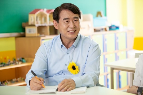 이정선 <b>광주</b>교육감 <b>당선인</b> 교육 공백 최소화 발 빠른 행보... 