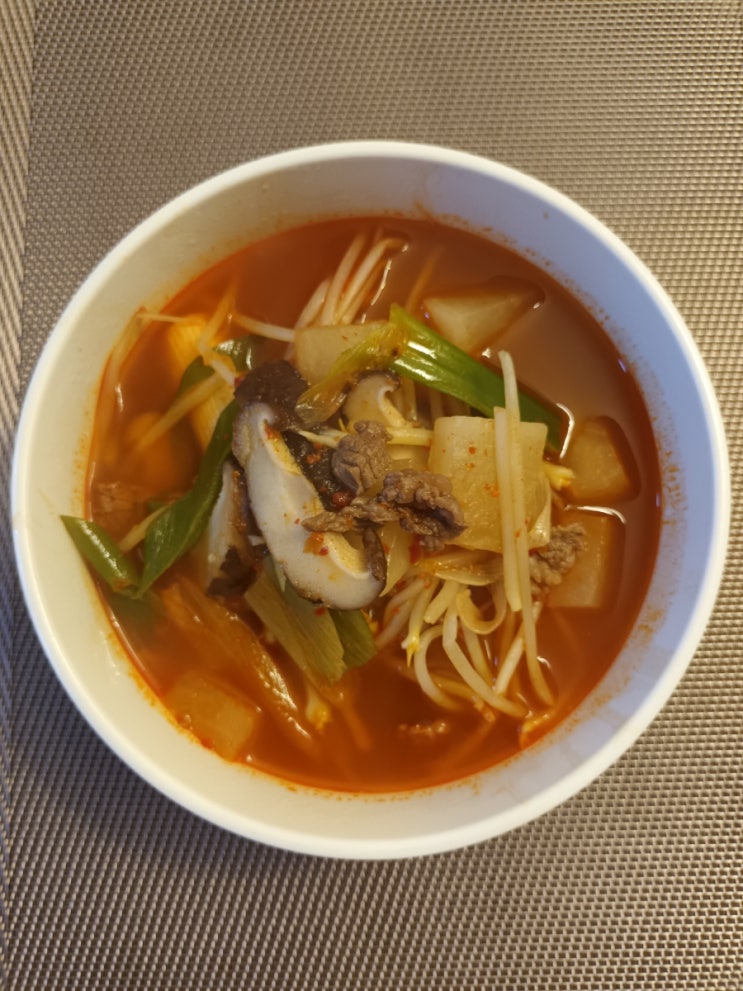  소고기뭇국 경상도식 소고기국 이찬원 소고기뭇국