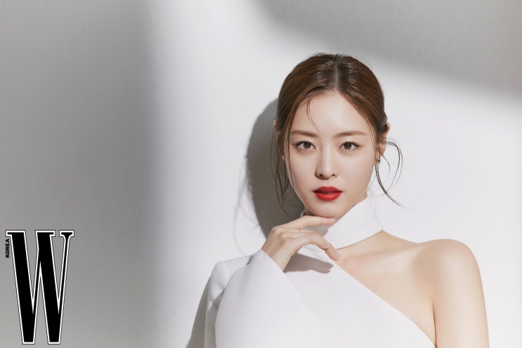  데코르테 X 이연희 화보 : AQ 광채 쿠션 & 루즈 데코르테 이연희 메이크업  #커버력좋은파운데이션