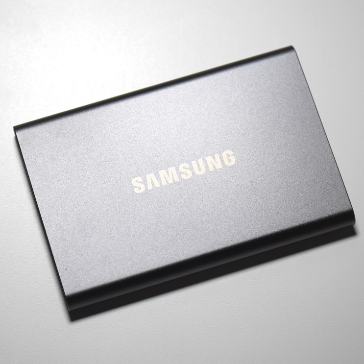 삼성 T7, 정말 빠른 외장 SSD더라고요.