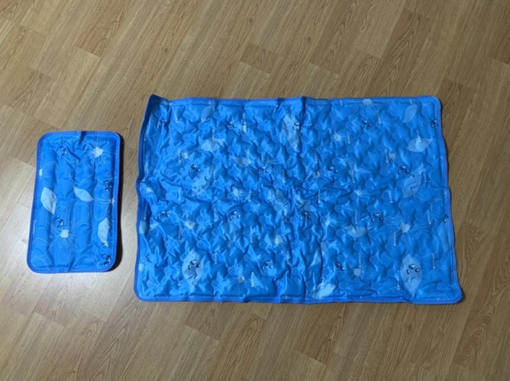 이번 여름 필수품! 홈엔픽 아이스 쿨매트 깔고 눕기만 해도 기온이 쑥 내려가네요 이번 여름 필수품! 홈엔픽 아이스 쿨매트 깔고 눕기만 해도 기온이 쑥 내려가네요
