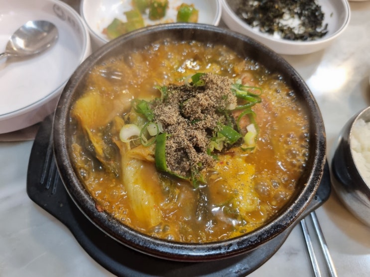  원당감자탕 빨간낙지 마포점/공덕역 (뼈해장국/뚝배기불고기)