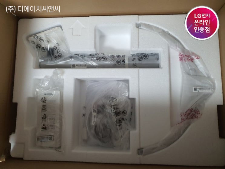  [내돈내산]LG 4K UHD DCI-P3 95% 27UP850N 모니터
