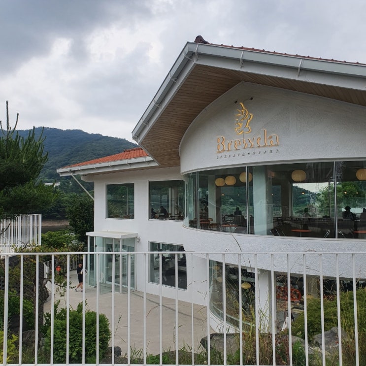  [경기도 양주] 저수지 뷰가 예쁜 카페 브루다 양주