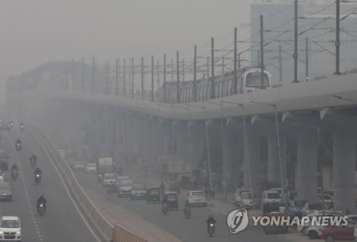 "미세먼지로 인류 수명 2.2년 단축…중국, 미세먼지 40% 줄여"