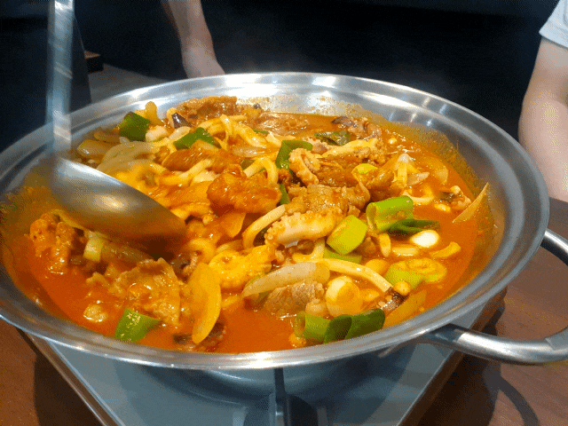  잠실 낙곱새 우주낙곱새 낙삼새 푸짐하고 맛있어