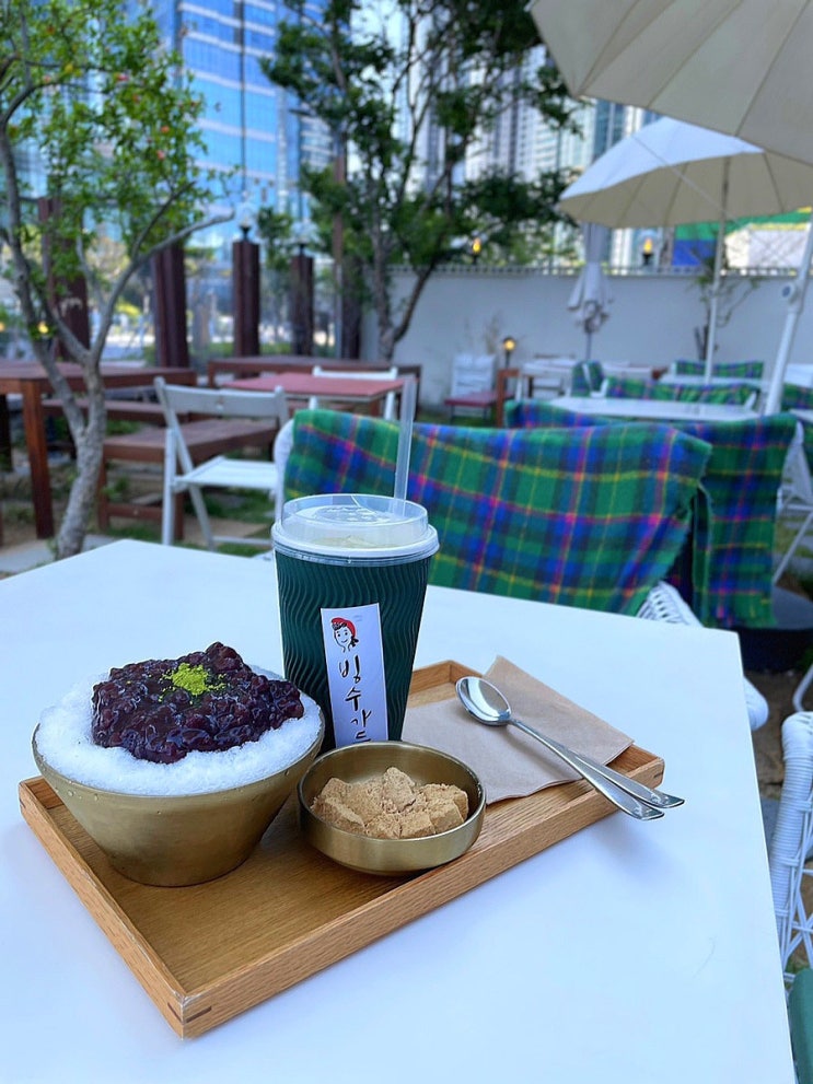 [부산 해운대 / 미포 카페]예쁜 야외정원과 아늑한 다락방이 있는 옛날팥빙수집 '빙수가든'