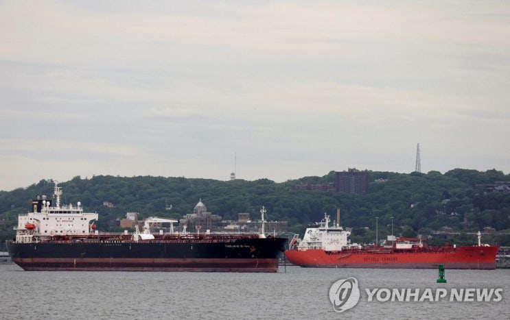 글로벌 경기침체 우려에 국제유가 추락…서부텍사스유 6.8%↓(종합) 글로벌 경기침체 우려에 국제유가 추락…서부텍사스유 6.8%↓(종합)