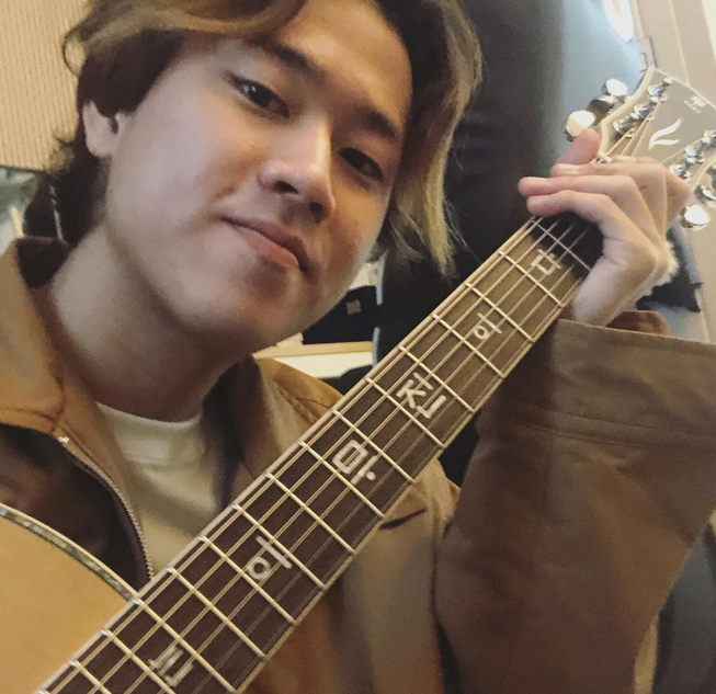 이무진 차 프로필 학교 소속사 재산 이무진 차 프로필 학교 소속사 재산