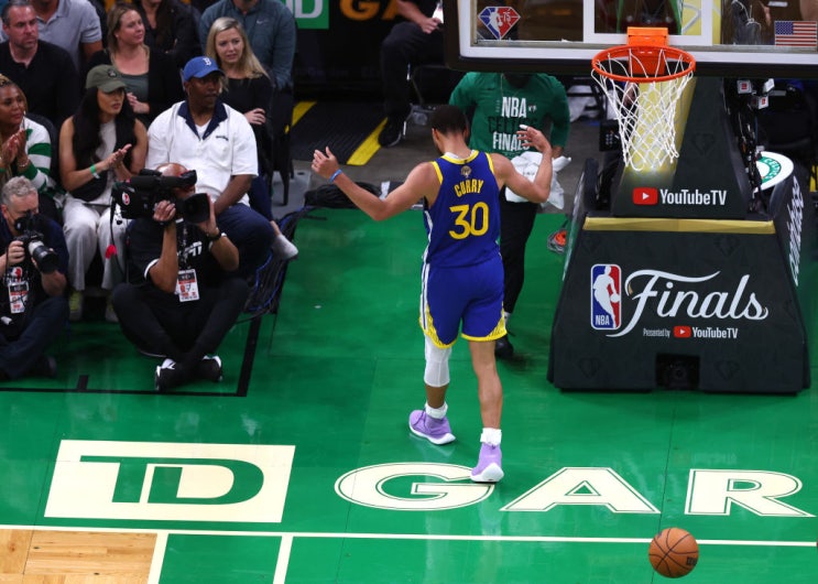  오늘의 북미스포츠 by ESPN, 엘리아스스포츠, 스탯츠퍼폼 등 (6/17/22)