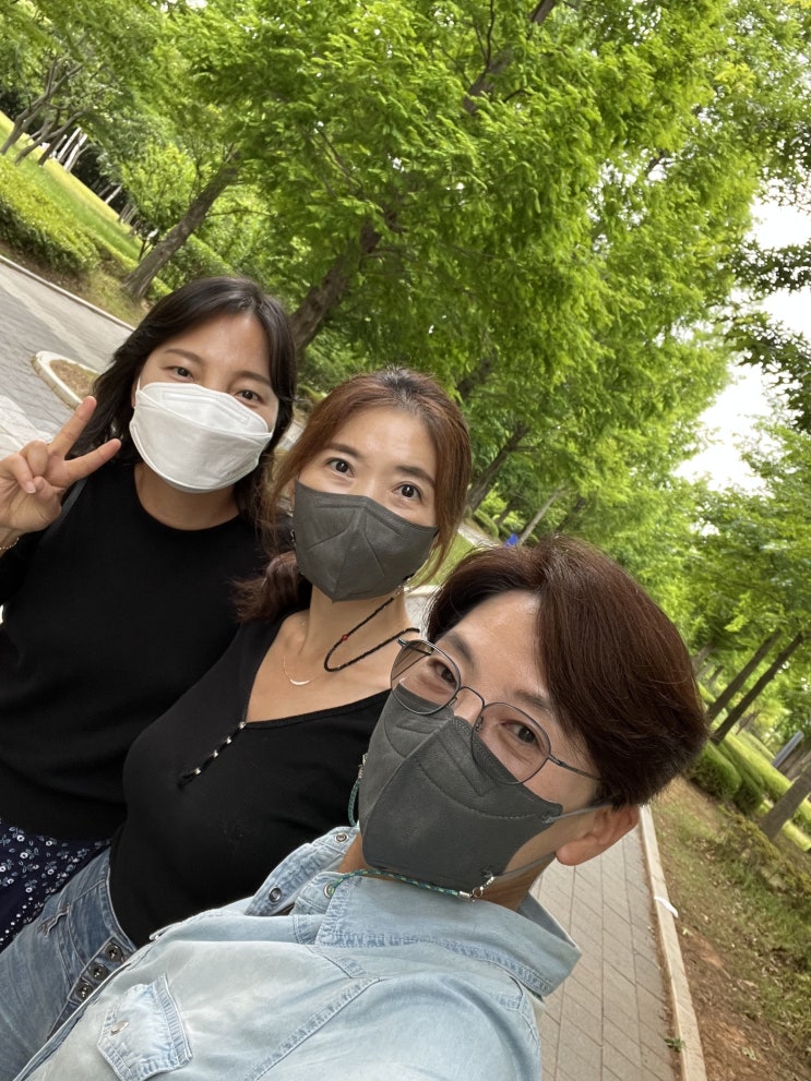 20년 만에 동기를 만나다 20년 만에 동기를 만나다