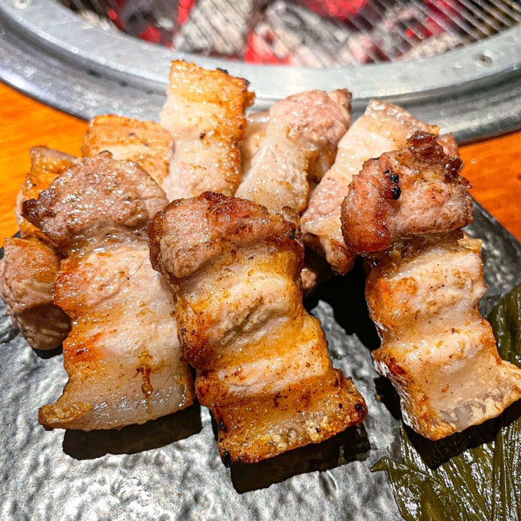  교대역 회식하기 딱 좋은 고기 맛집, “육통령 교대직영점”
