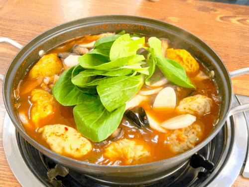  청주 봉명동 칼국수 맛집, 만두전골에 칼국수까지 딱!