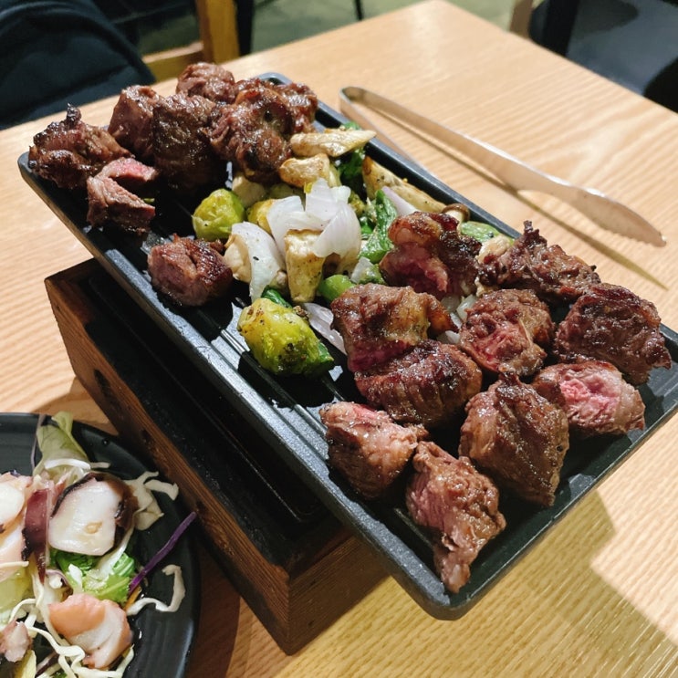  합정역 소고기 맛집 남자가 고기구워 주는집 남고집