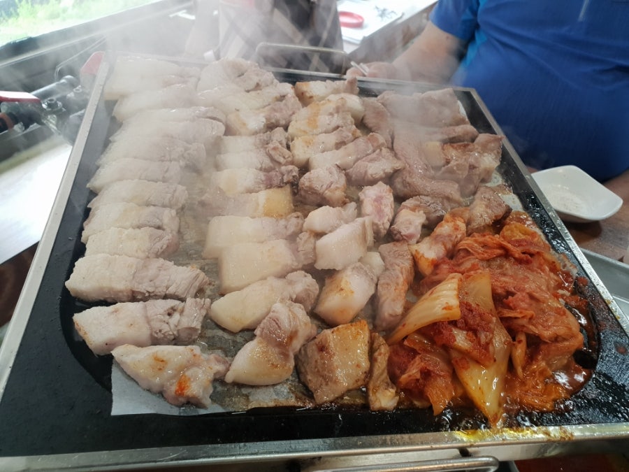 토종꺼먹돼지 용인점 사진 4