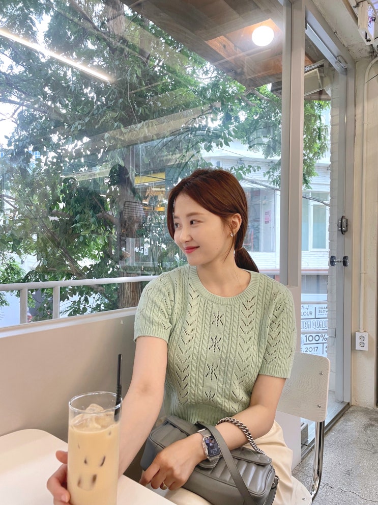  생일선물로 받은 여름 반팔티셔츠 : 리올그 티셔츠 & 아메스 니트 반팔티