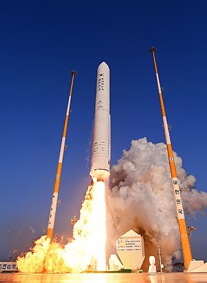[속보] 누리호, 2차 발사 성공! 세계 7대 우주강국으로!