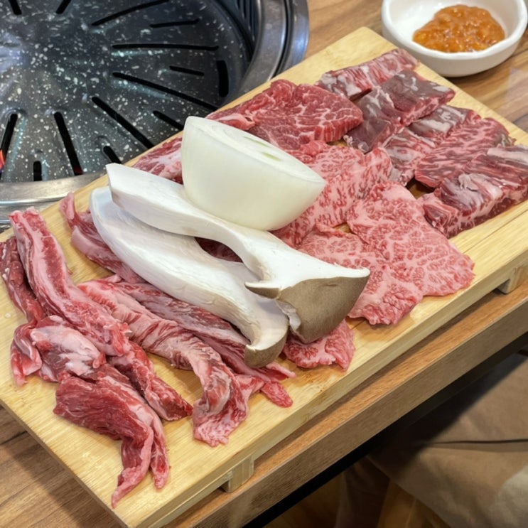  [울릉도] 약초를 먹고 자란 약소, 도동항 맛집 | 약소마을