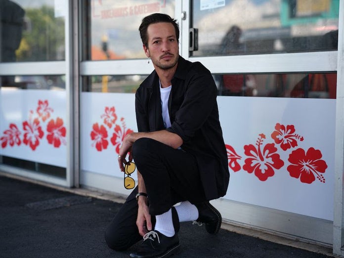 Marlon Williams, 'Thinking of Nina' 새로운 앨범 음악 영상