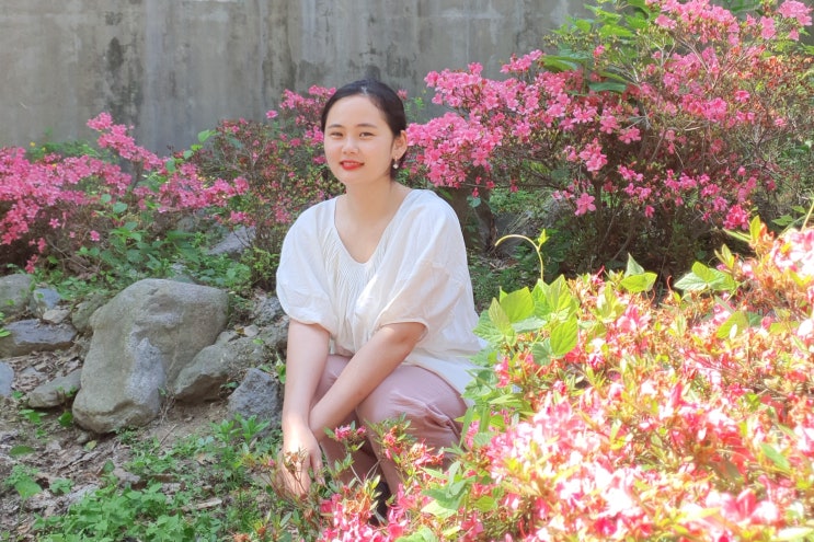  20대여자쇼핑몰 아니스룸에서 겟한 하늘하늘 여자 반팔 블라우스