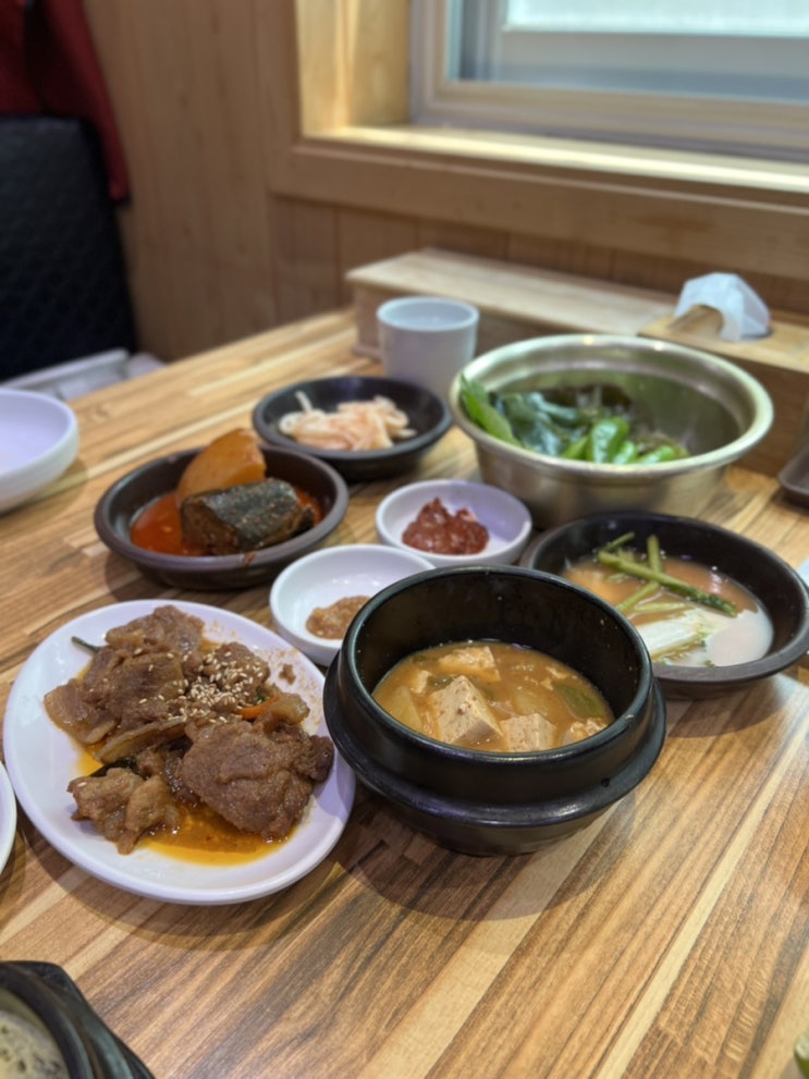  광양 중마동 맛집 ) 산채보리밥 , 갈치조림이 맛있는 _ 학운정