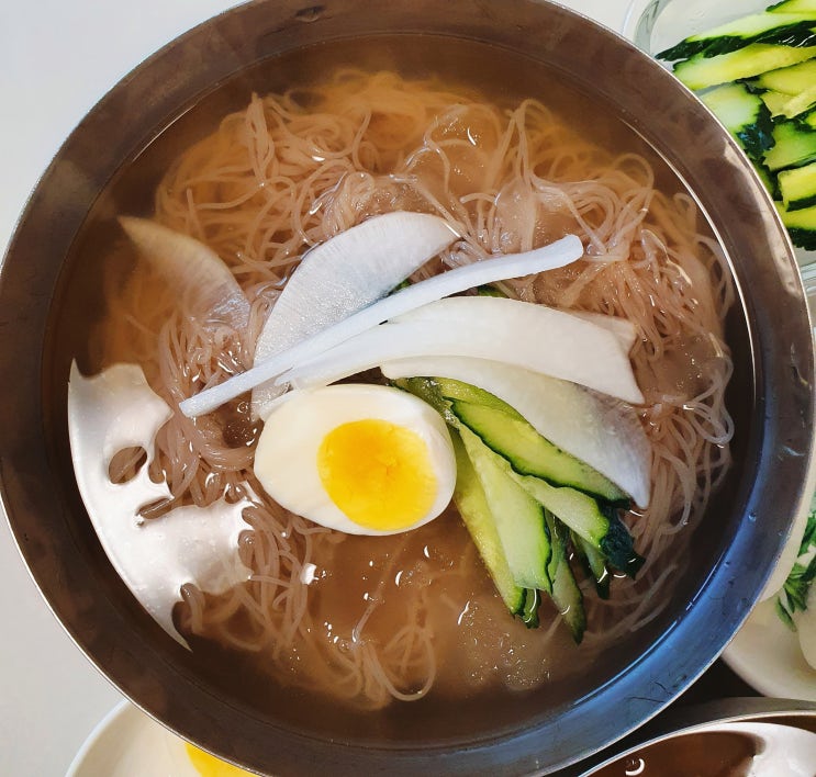  풀무원 평양물냉면 여름별미 간편한데 진한 동치미 양지육수 맛(내돈!)