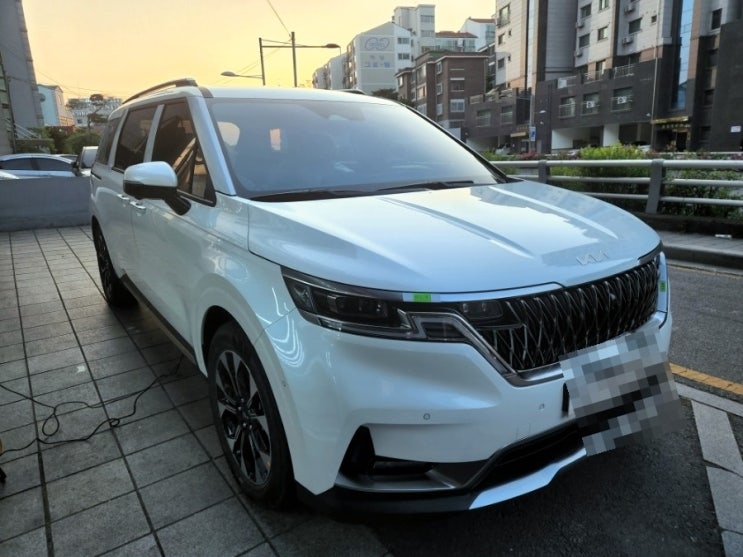  4세대 카니발 3M크리스탈 CR 70% 자동차선팅가격?
