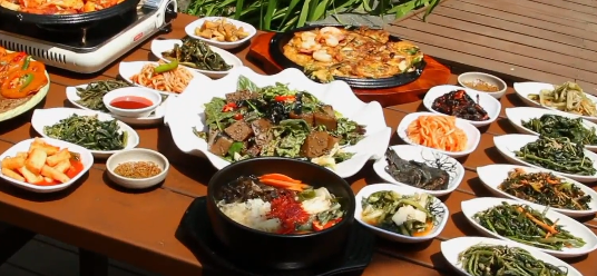 생생정보 전설의 맛 - 제철나물 한 상 공주 서울식당