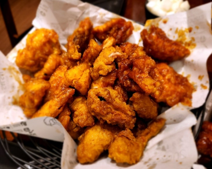  치맥이 땡길때, 매장에서 먹을 수 있는 교촌치킨 문래점 !!