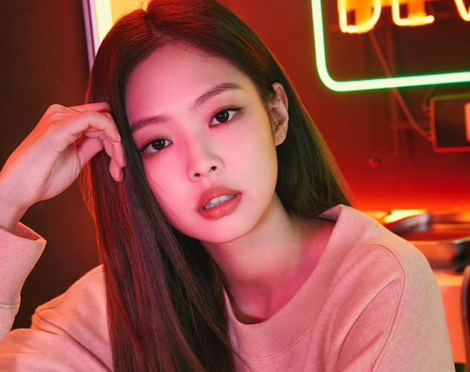 블랙핑크 제니, HBO 시리즈 '더아이돌' 출연 제의 받고 논의 중...연기자로 캐스팅 되나 블랙핑크 제니, HBO 시리즈 '더아이돌' 출연 제의 받고 논의 중...연기자로 캐스팅 되나