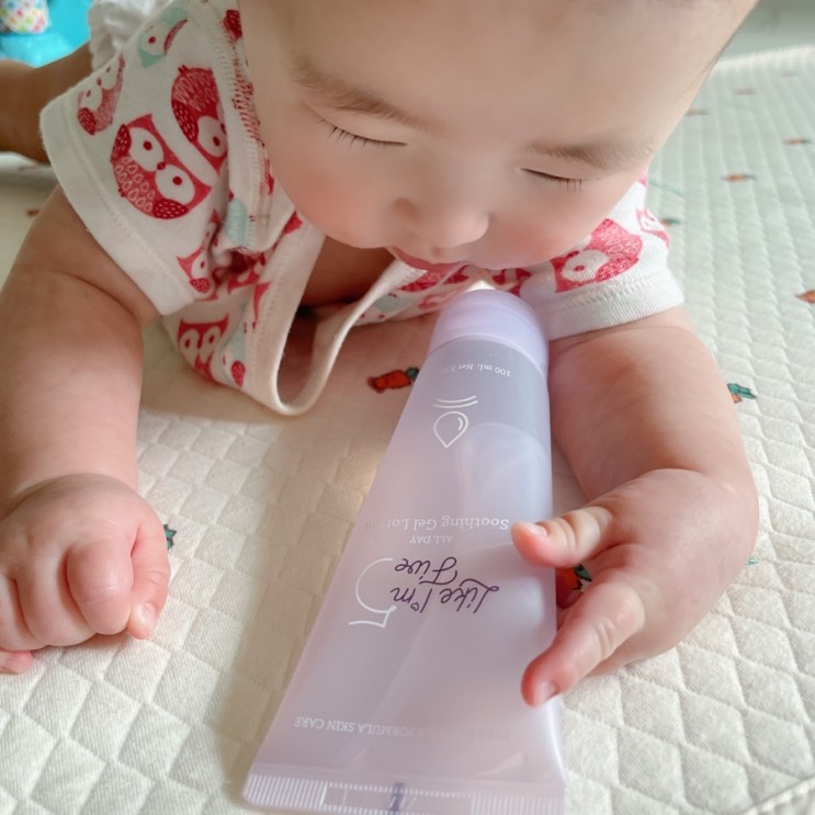 아기 화장품:: 피부예민한 아기 안심하고 쓸 수 있는 라이크아임파이브 수딩젤 추천 (신생아 태열 침독 관리 필수템)