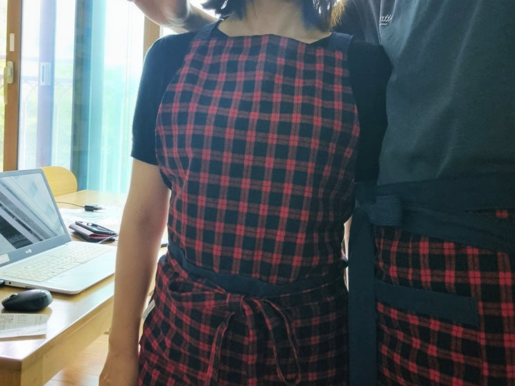  커플앞치마 디케이홈 예쁘고 사랑스러워