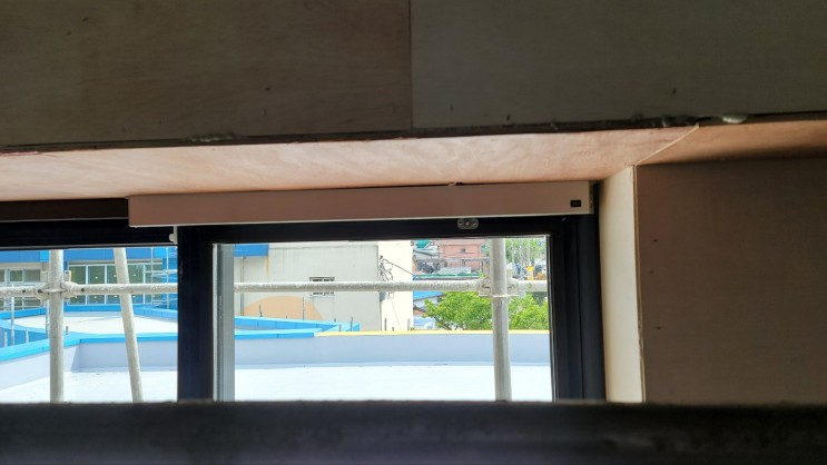 태백 - 초등학교 강당  슬라이딩 전동창