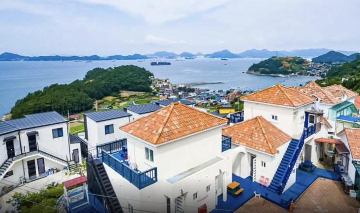  [남해] 메르블루 스파펜션 / 조식 (전복죽) 무료 제공