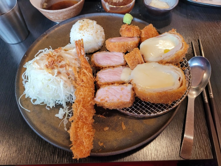 일산 밤리단길 돈까스 맛집 "가츠잇"