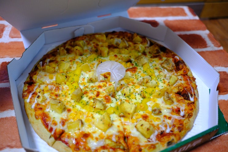  연희동 피자마루 꿀고구마피자 구황작물을 끊을 수 없음