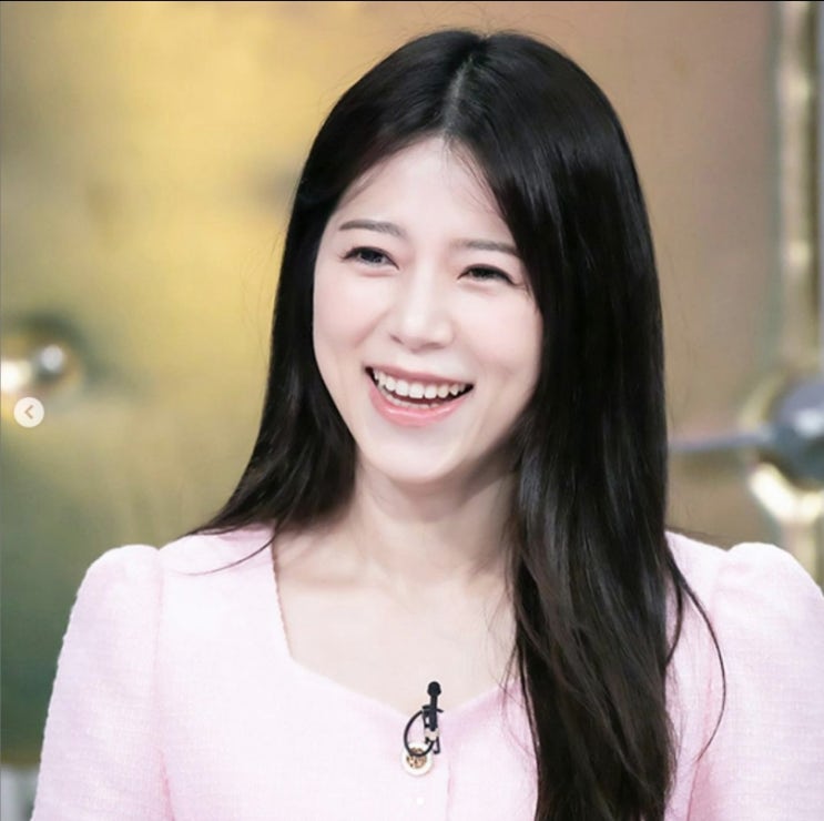 '미스트롯2' 우승자 양지은의 고백, "사실 왼쪽 청력이 없다" 인이어 착용하면 배터리 빨리 닳아 '미스트롯2' 우승자 양지은의 고백, "사실 왼쪽 청력이 없다" 인이어 착용하면 배터리 빨리 닳아