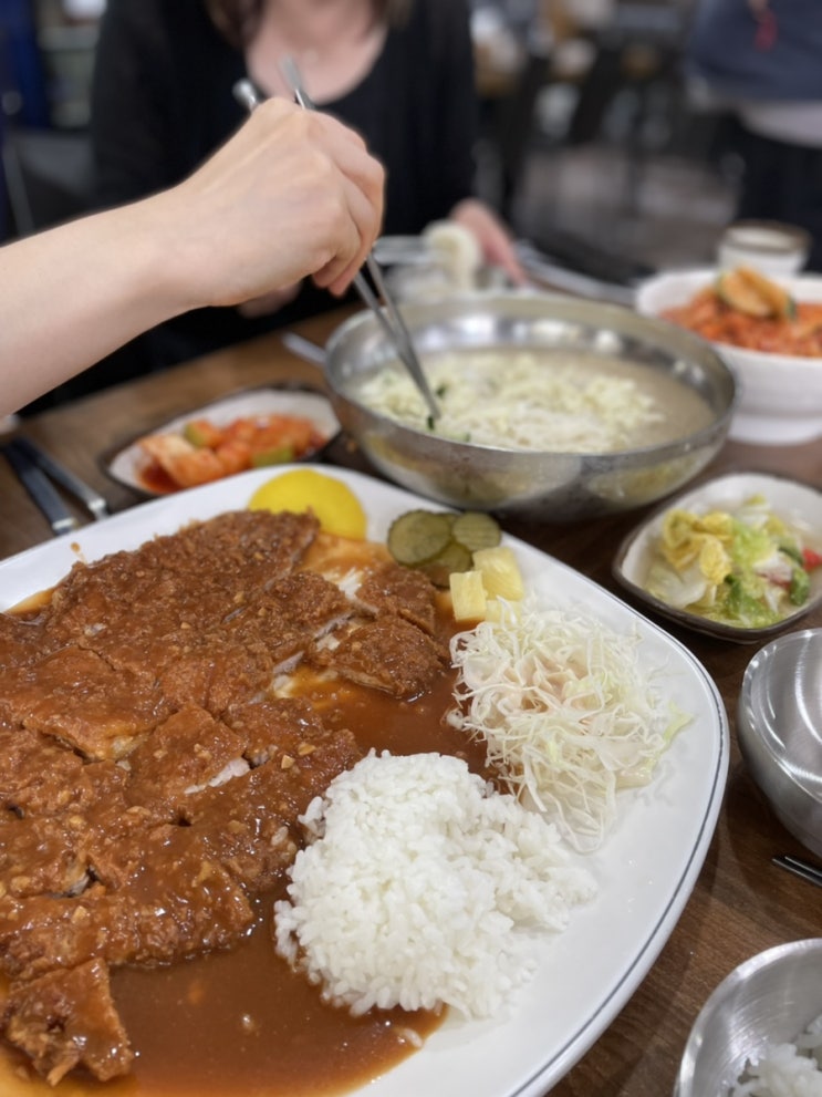  돈까스,초계국수가 너무 맛있었던 동천동 감치래 비빔국수
