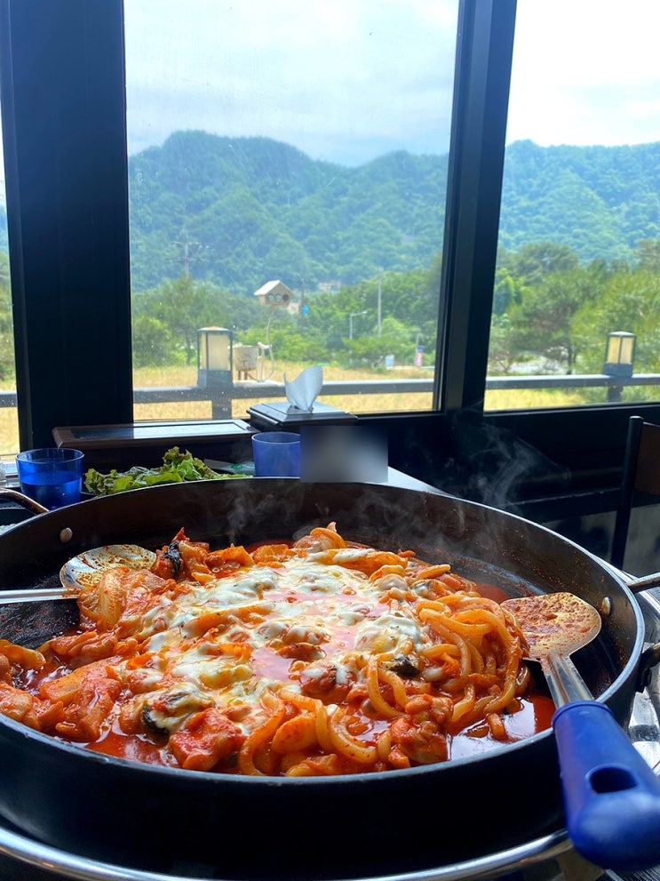  쁘띠프랑스근처 청평맛집 닭갈비가 맛있는 가평참나무집