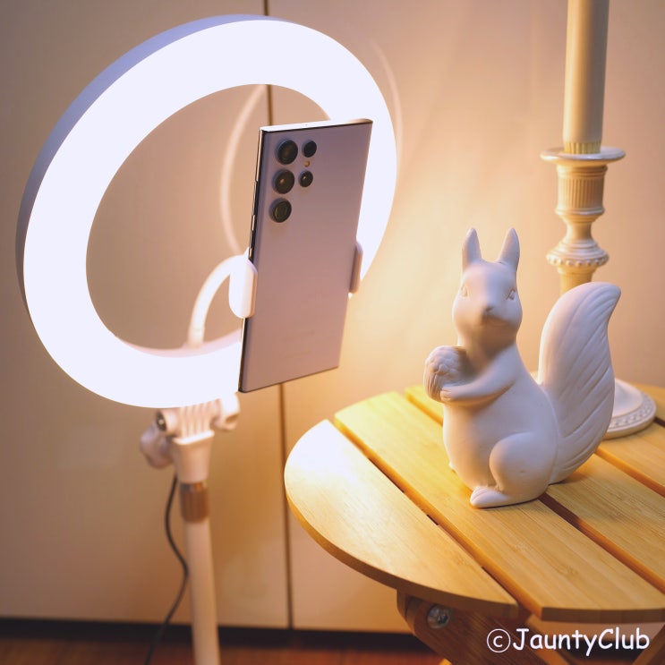  유튜브 방송조명 제품촬영에 좋은 3색 LED 링라이트 R10