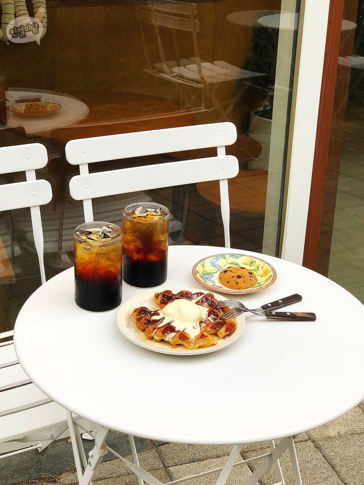  발산역디저트 [라이블리 Lively] 크로플 맛있는 카페