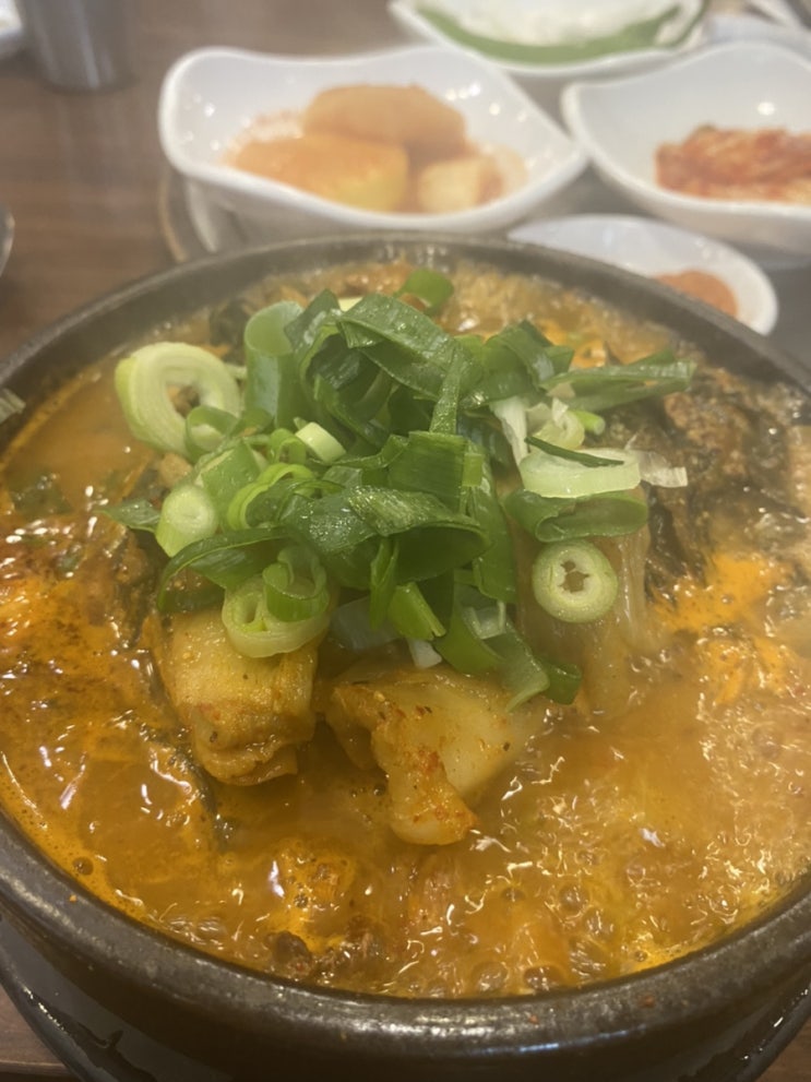  [철산감자탕] 비내린 다음날 직장인 점심-뼈해장국