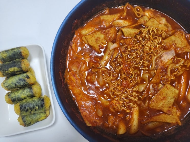  떡볶이에밥볶아 / 태릉입구역맛집 즉석떡볶이 맛집의 국물떡볶이