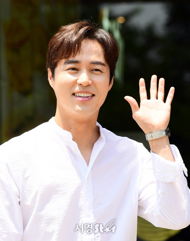 오민석 나이 배우 결혼 여자친구 국적 가족 고향 자녀 프로필 미우새 오민석 나이 배우 결혼 여자친구 국적 가족 고향 자녀 프로필 미우새