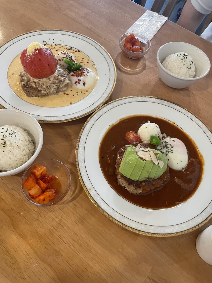 행궁동맛집 그렇게함박이된다 함박스테이크 후기