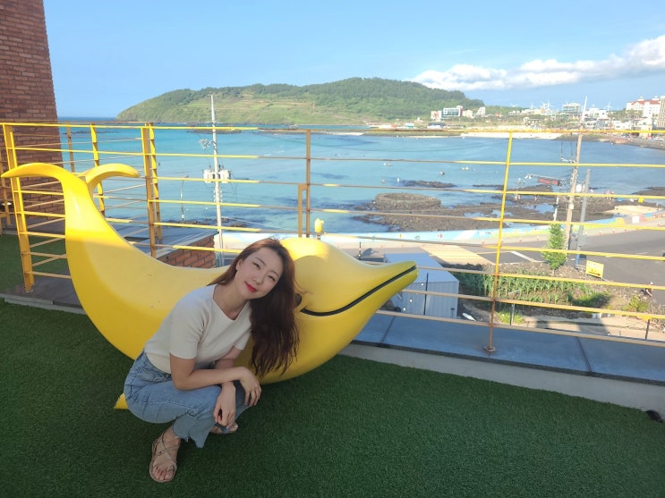  제주도 함덕 카페 함덕오션뷰 펼쳐진 카페바나나